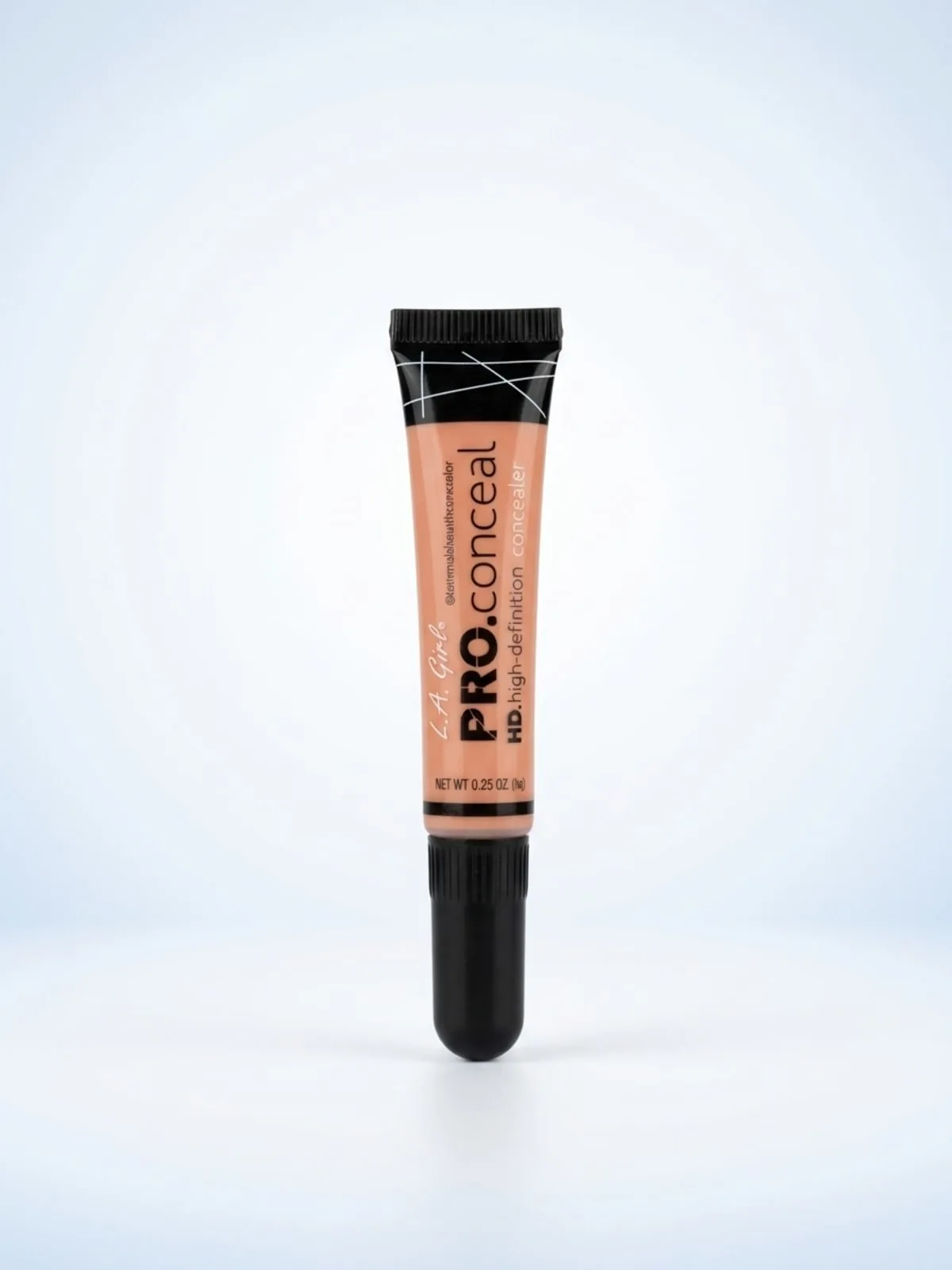 L.A Girl pro concealer — photo 1